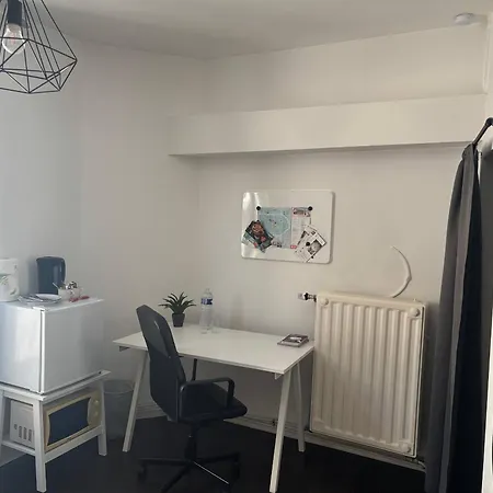 Situee Au Coeur De Avec Sdb Privee 3*